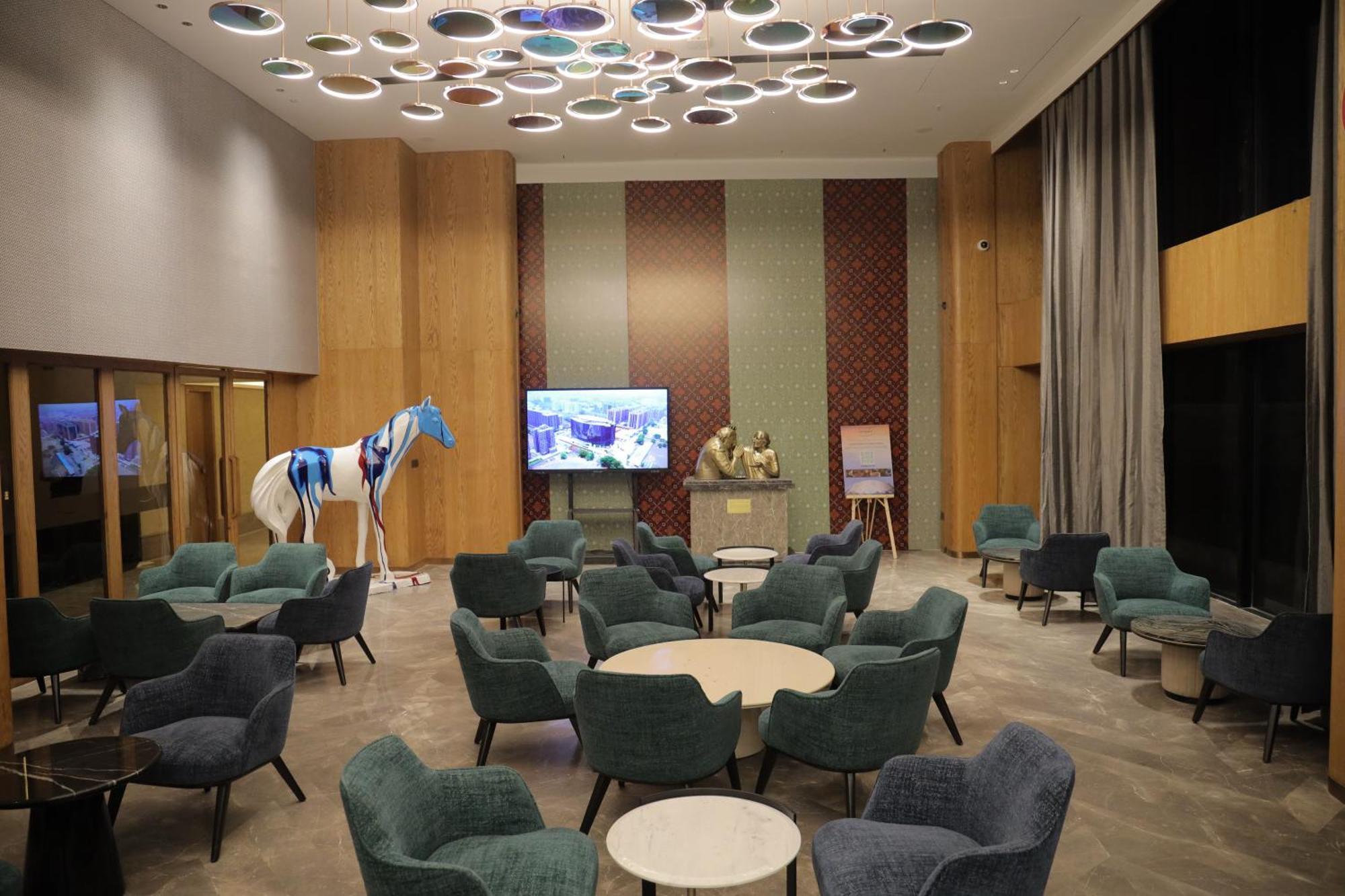The World Surat Hotel Exterior photo