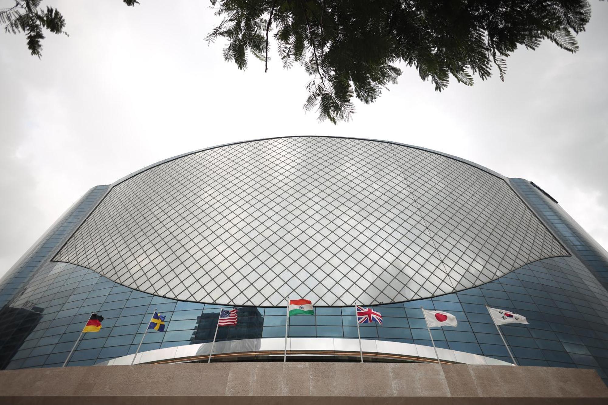 The World Surat Hotel Exterior photo